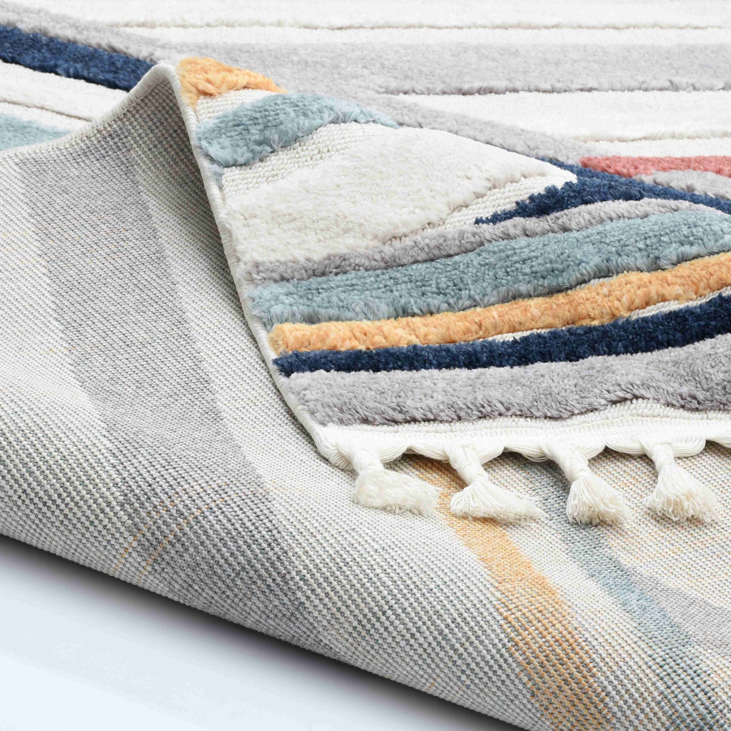 Scandinavian Rug - Front and Back View | Artistry Home