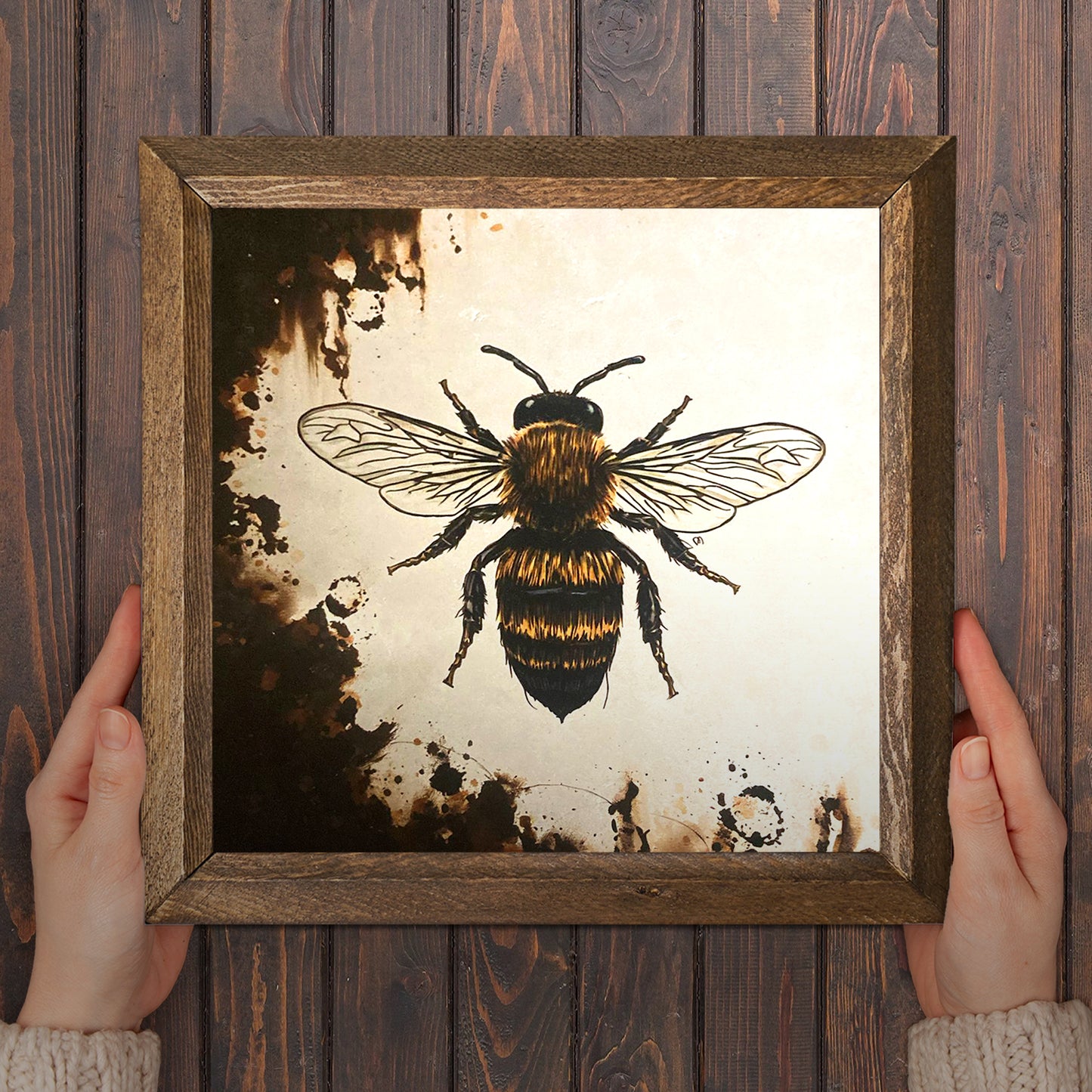 Rustic Bee