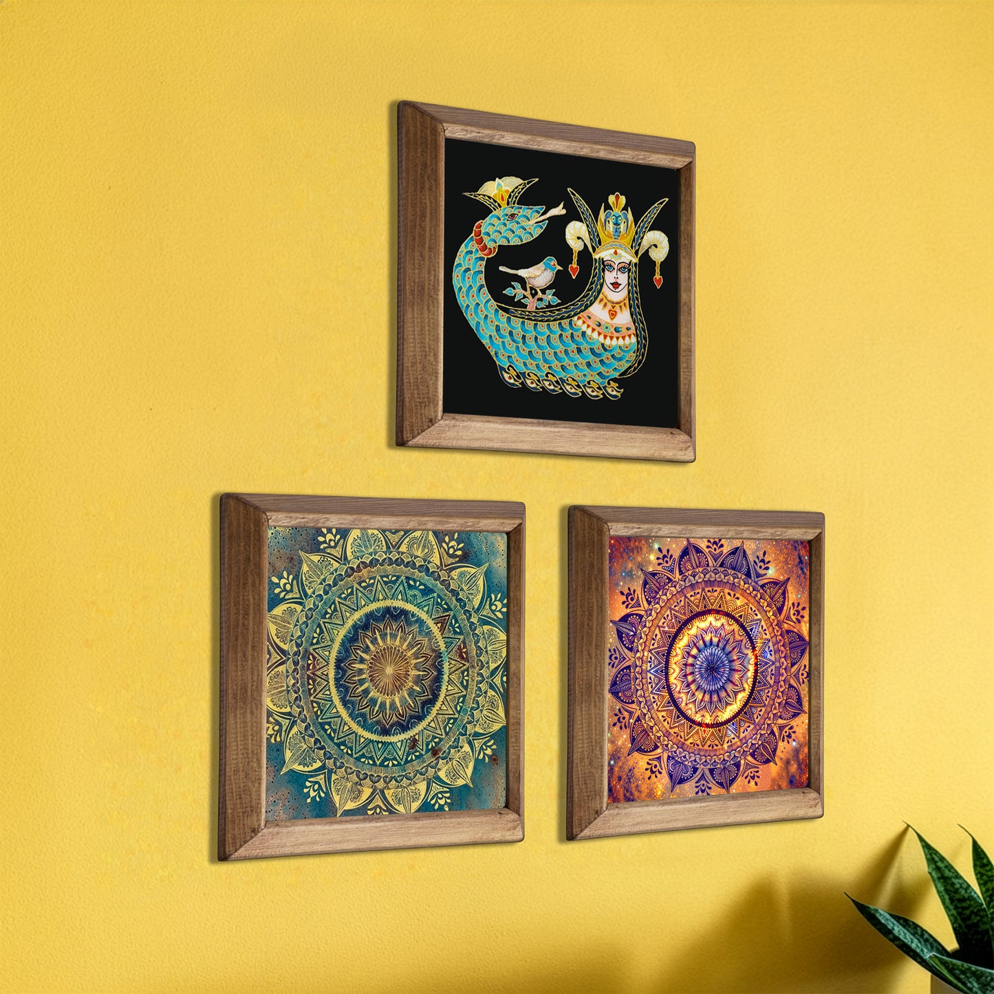 Shahmaran & Mandala Wall Art Trio – Red & Green Wood Frame Set