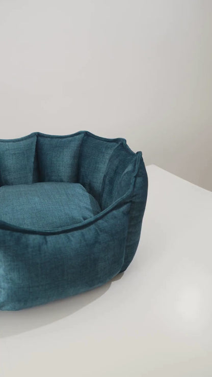 Oyster Pet Bed Blue